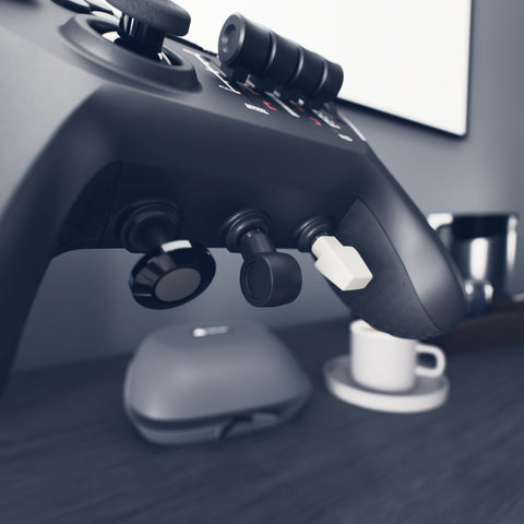 FLIGHT LEVERS